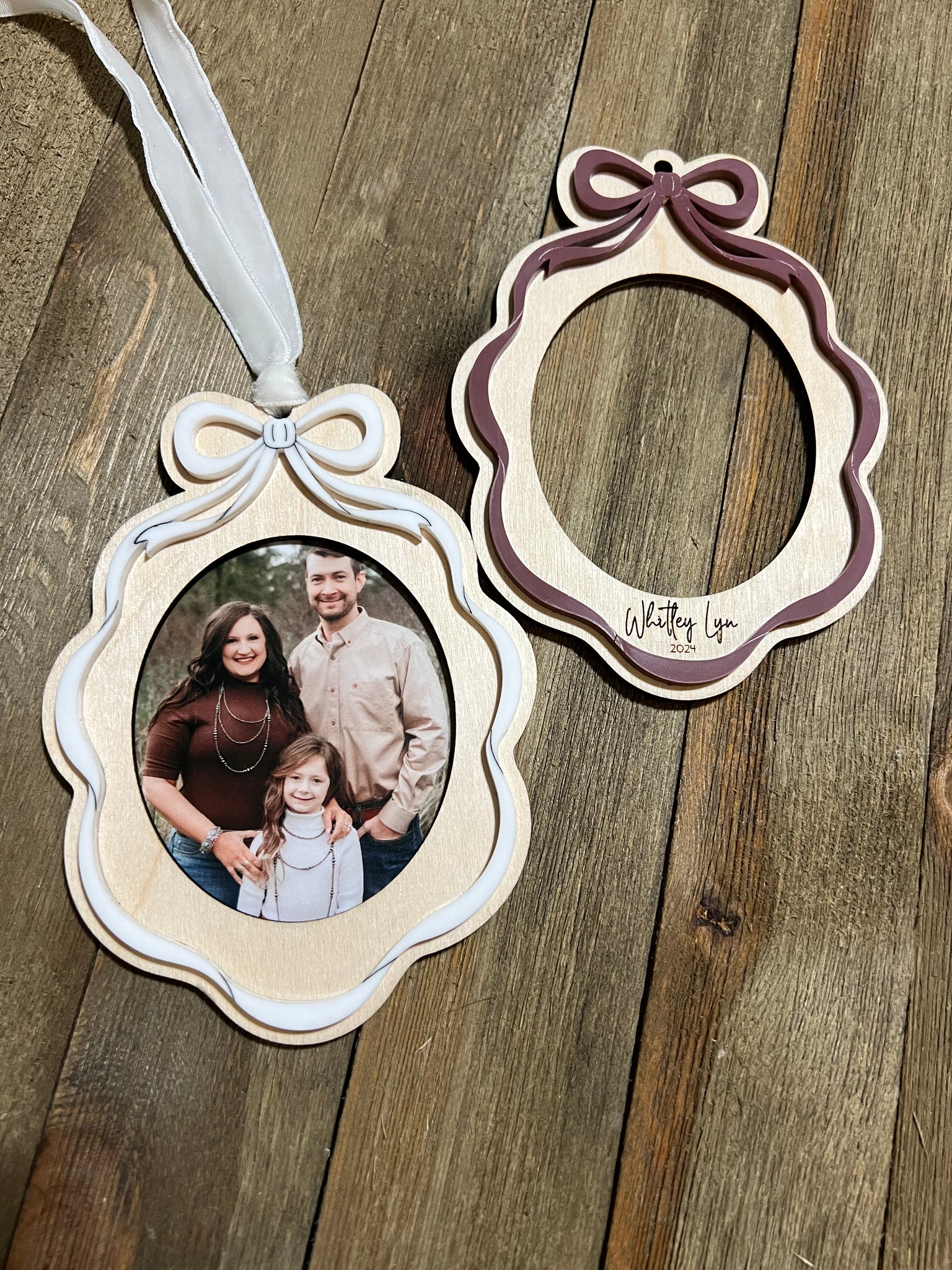 Bow Frame Ornament