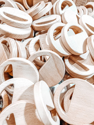 Round wooden teether
